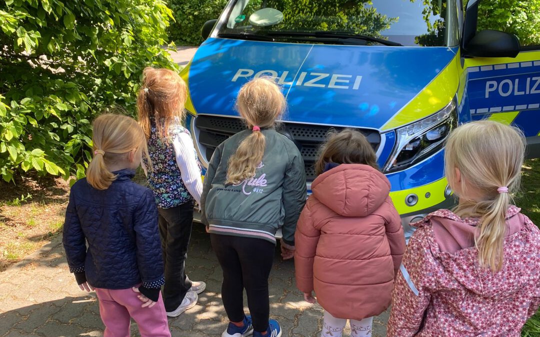Polizei im Einsatz :)